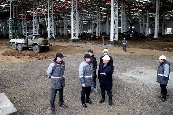 Производственный корпус строящегося в Ростове тракторного завода готов на 70%