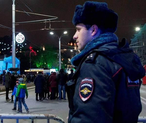 В Ростовской области установили заградительные посты и усилили работу полиции перед Новым годом