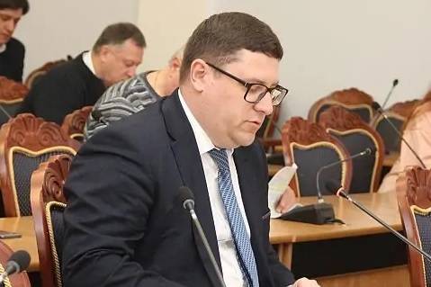 Начальником управления торговли и бытового обслуживания Ростова стал физик Алексей Зайдлин