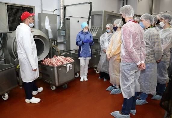 Исполнительный директор «Тавра» рассказал о росте цен на колбасу в 2023 году