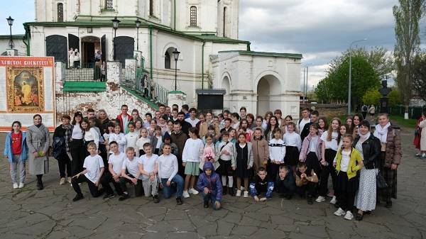 В празднике для детей из Ростовской области и Донбасса приняли участие 120 человек