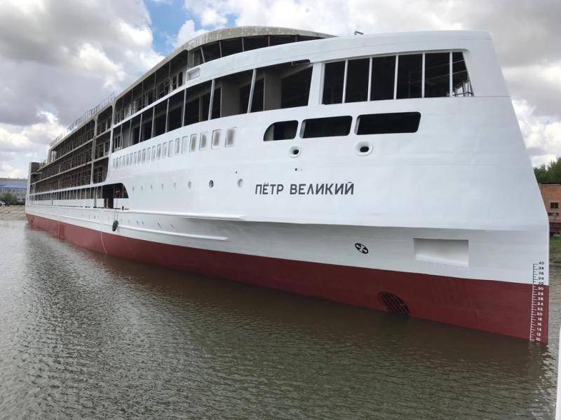 Порты Ростова и Таганрога примут круизный лайнер «Петр Великий», следующий из Турции в Казахстан