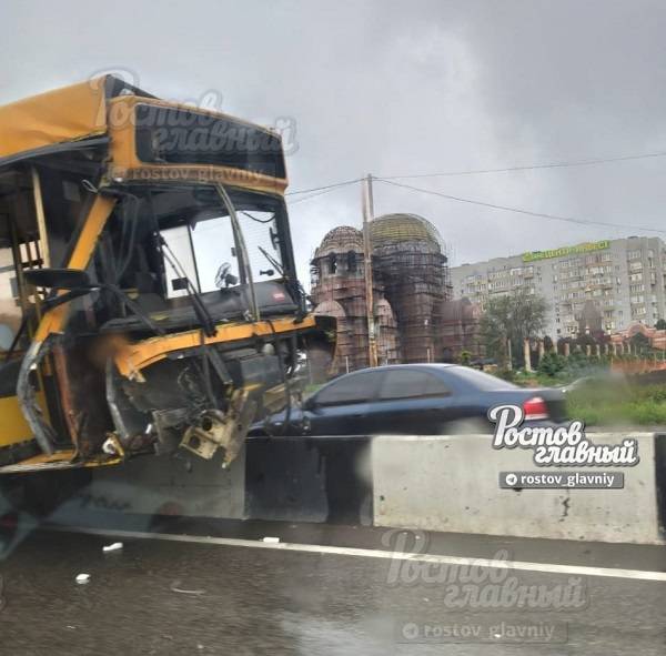 В Ростове пассажирские автобусы МАЗ дважды попали в ДТП за сутки