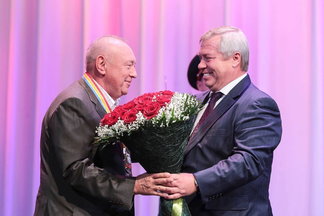 Василий Голубев поздравил с 75-летием первого губернатора Ростовской области Владимира Чуба