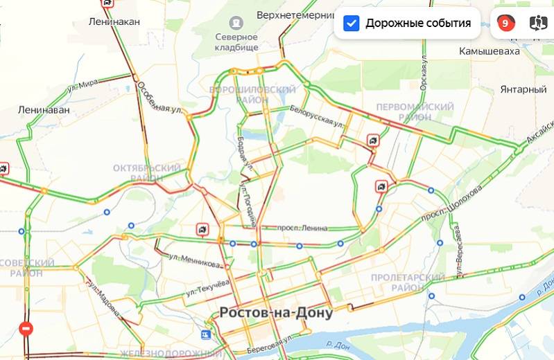 В Ростов из-за ливня и потопа сковали 9-балльные пробки
