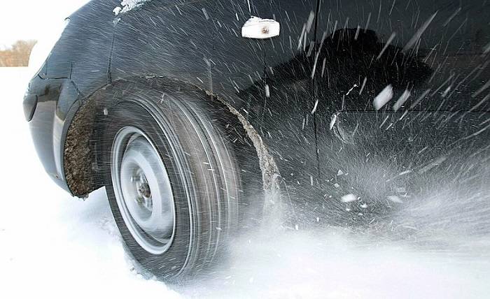 В Таганроге с 1 декабря будут штрафовать водителей за шины не по погоде