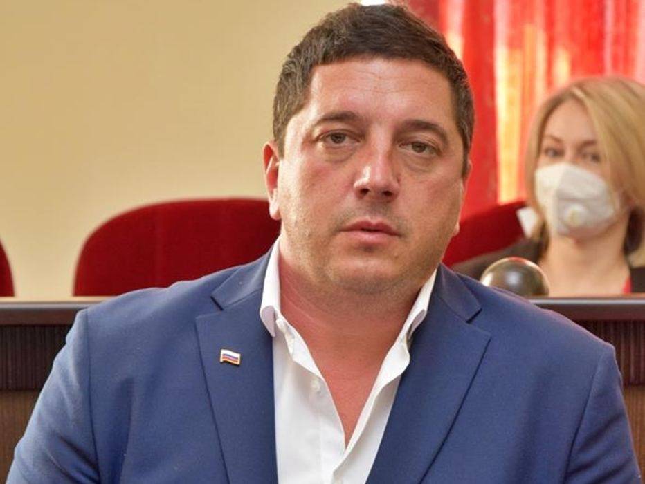 Исключенного из ЕР шахтинского депутата госпитализировали в Москве