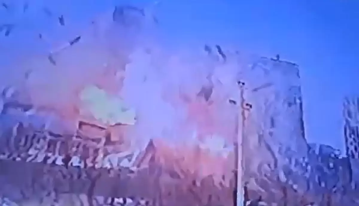 Появилось видео взрыва на полиэфирном заводе в Ростовской области 17 января