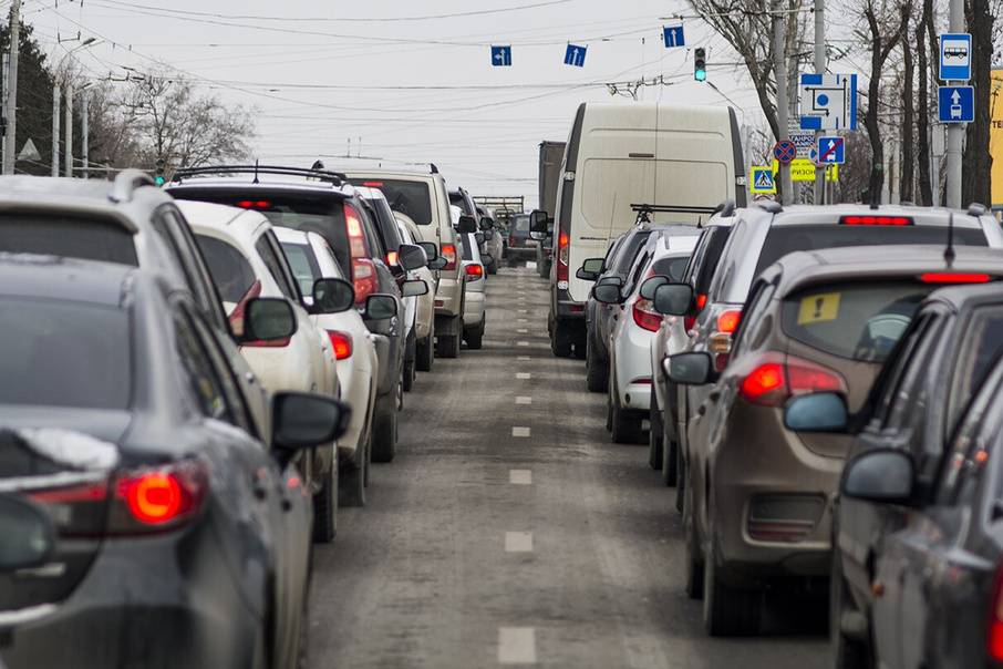 Ростовчанам могут запретить ездить в одиночестве в авто
