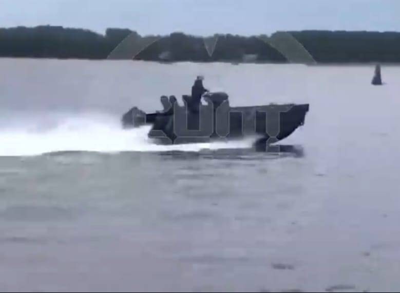 В Ростове создали непотопляемую пятиметровую десантную лодку для нужд СВО