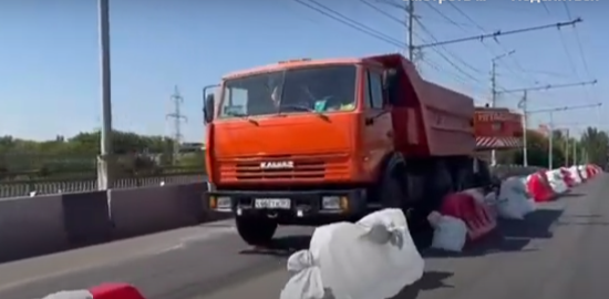 В Таганроге вновь сдвинулись сроки окончания ремонта Бакинского моста