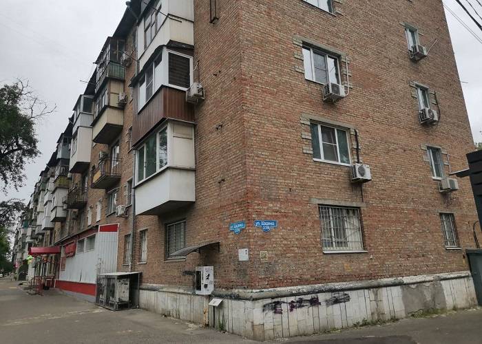 В Ростове очередную пятиэтажку готовят под снос: история с Кривошлыковским повторяется?