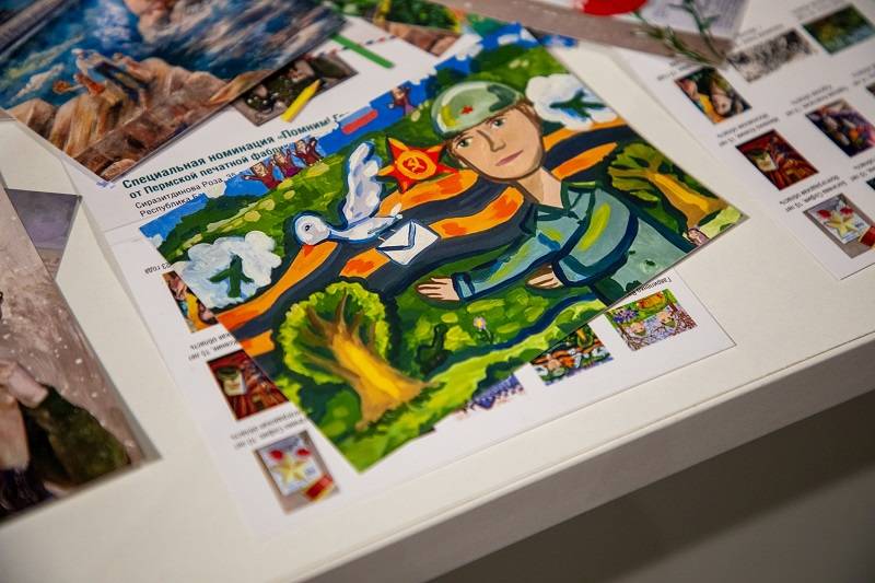 Рисунок 8-летней школьницы из Ростовской области стал коллекционной открыткой ко Дню Победы