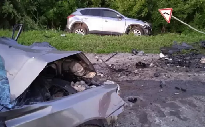 На Дону компания подростков разбилась в ДТП