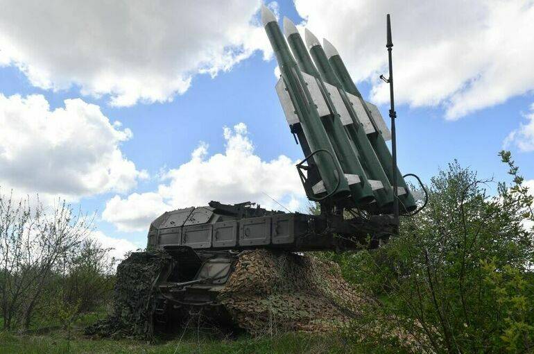 В Ростовской области ночью сбили десятки дронов, погиб человек