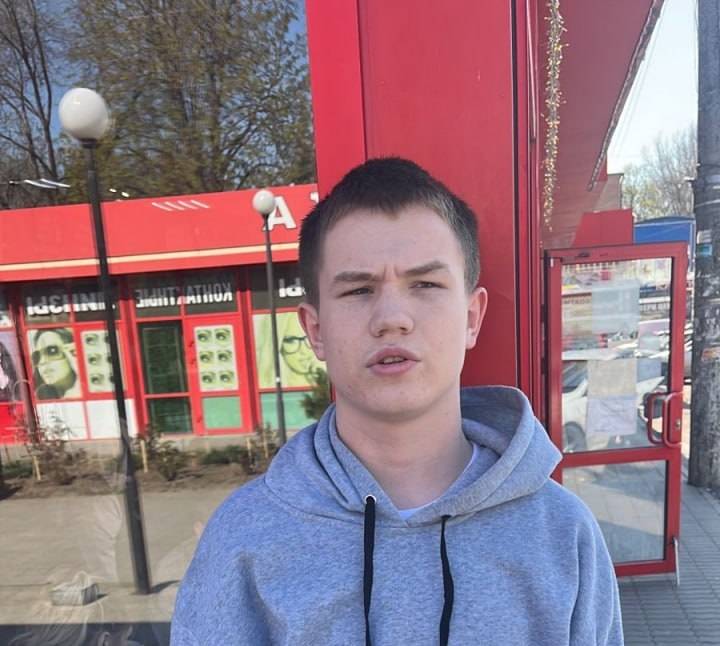 В Таганроге ищут пропавшего 16-летнего подростка, в Морозовске — 17-летнюю девушку