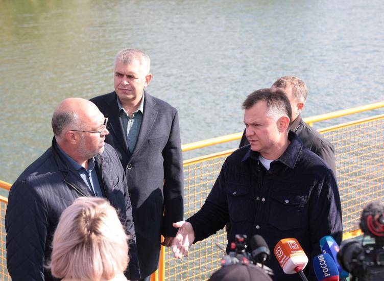 Плавучий причал для "Метеоров" и "Валдаев" построят в Старочеркасской до конца октября