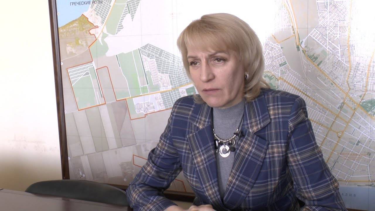 Глава Таганрога Камбулова просит горожан не мешать работе ПВО фейерверками