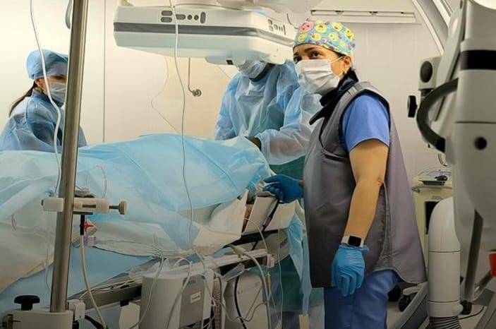 В РОКБ провели первые 15 высокотехнологичных медопераций по внутрипеченочному шунтированию