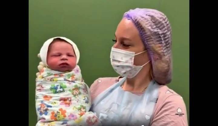 В последний день июля в Ростовской области родилось рекордное число детей — 115